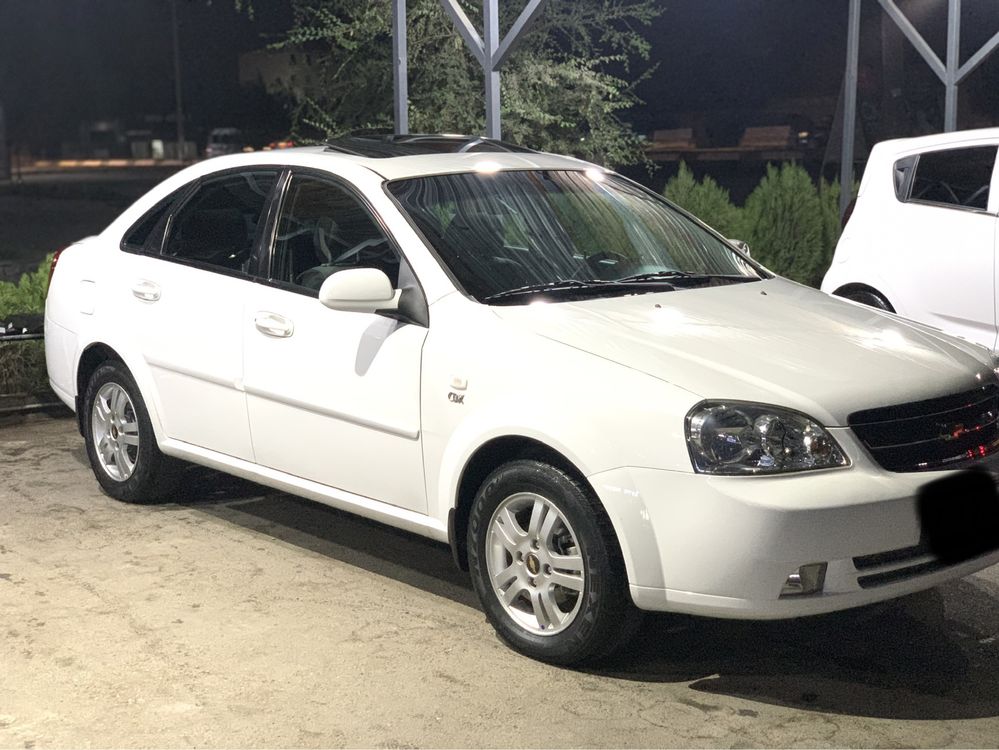 Chevrolet Lacetti 2013 автомат