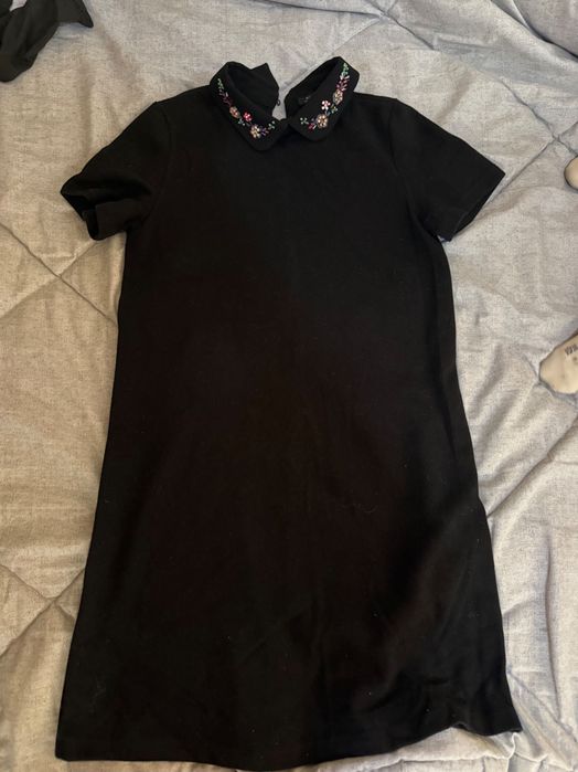 Черна дамска рокля