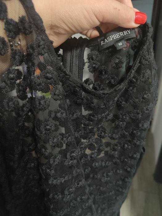 Rochie neagra  eleganta