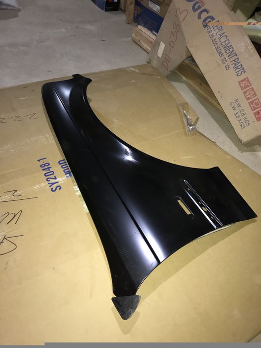 BMW E46 Крило правая сторона