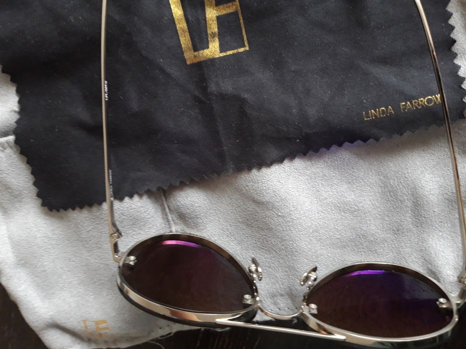 Linda Farrow слънчеви очила