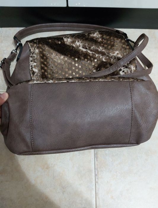 Голяма дамска чанта