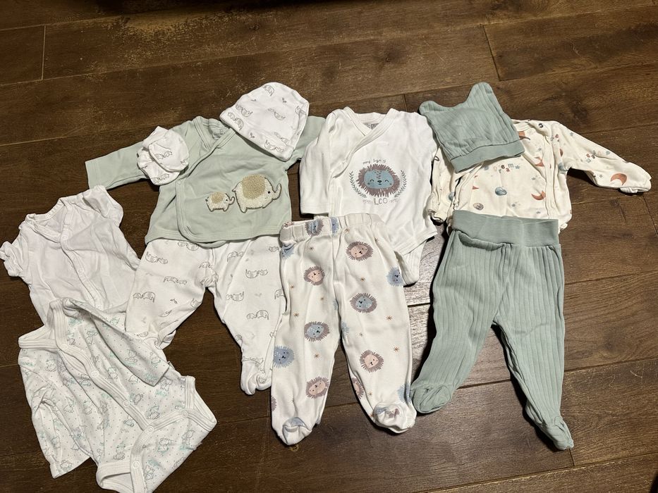 Лотове дрехи за бебе момче  0-6 месеца