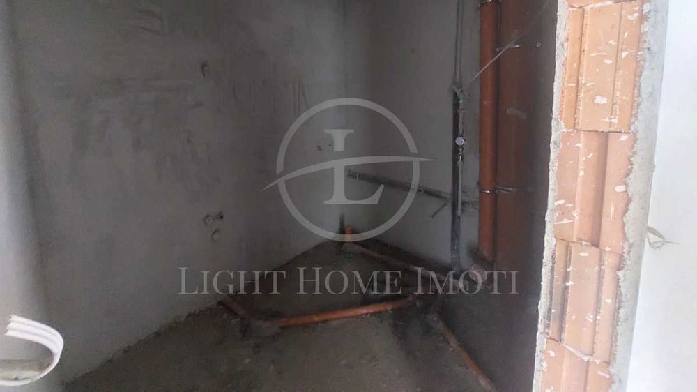 Продава се Двустаен апартамент в Пловдив, Гагарин - 72 кв.м за 1559 €/кв.м - Снимка #2