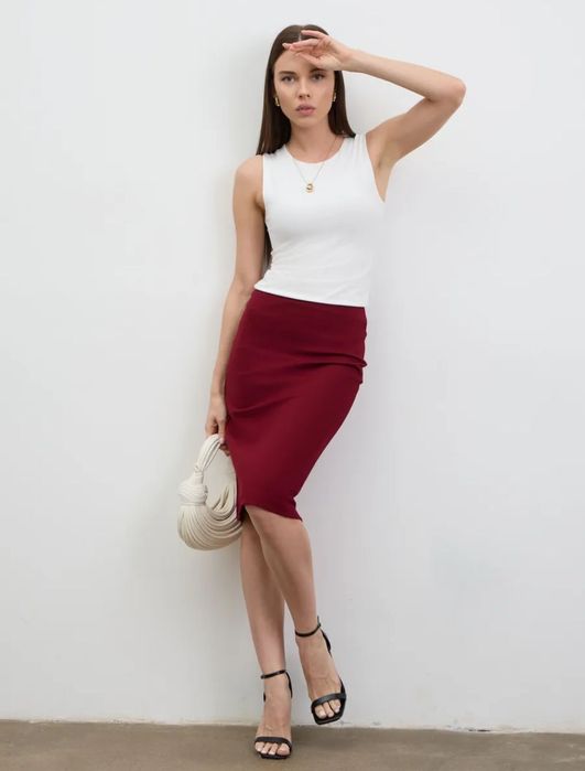 Продам костюм новый с этикетками