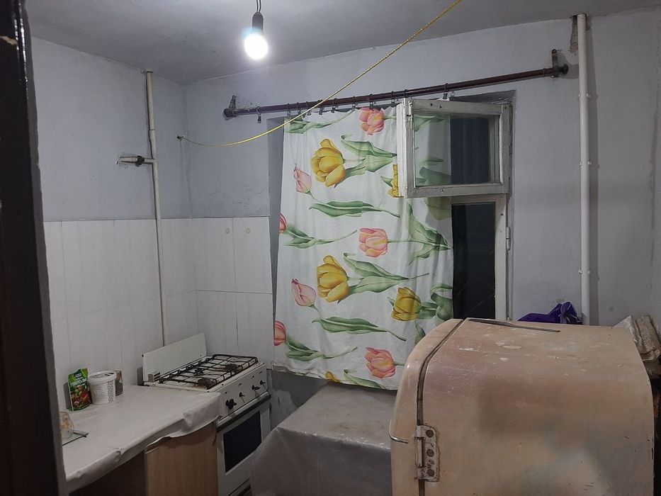 Срочно продаётся 1 комнатная квартира в городе Чирчике