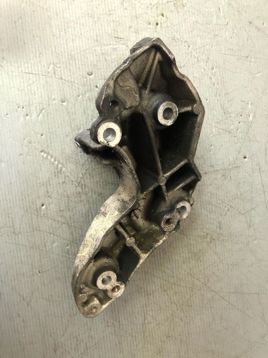 suport alternator 1.4 hdi peugeot 206