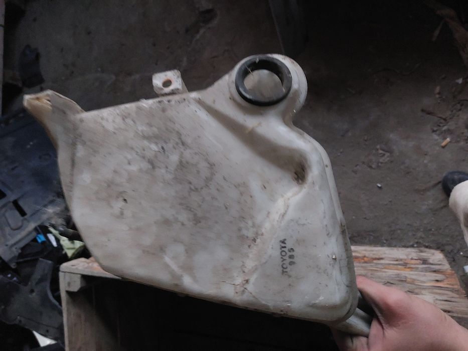 Казанче за чистачки Toyota previa 2.0d d4d 116кс  Тойота превиа