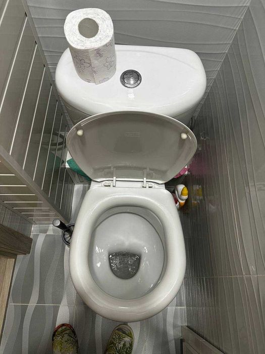 Унитаз Керамин б/у, в идеале, полный комплект как новый