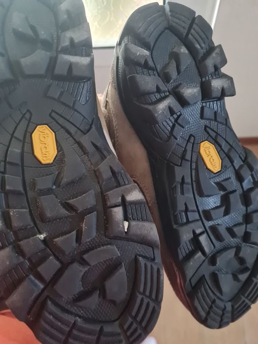 Туристически обувки GARMONT 38 номер