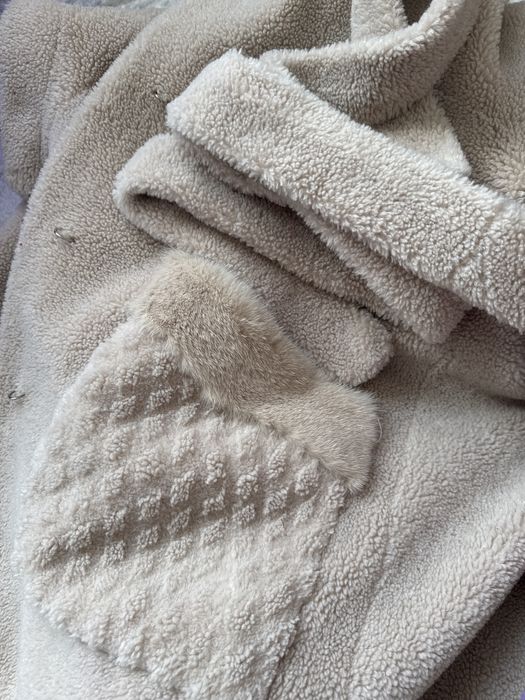 Продам эко шубу в хорошем состояние