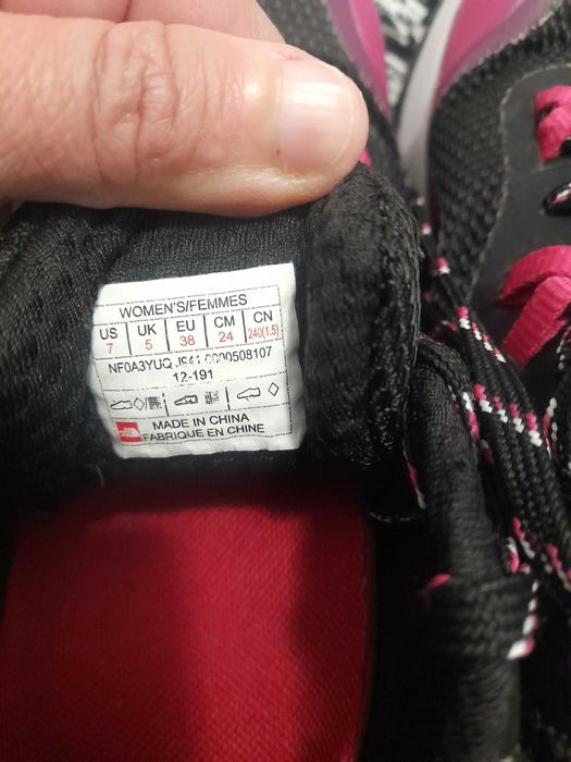 Маратонки the north face