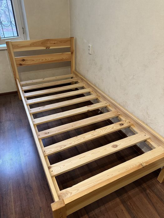 Кровать 90*200 см.