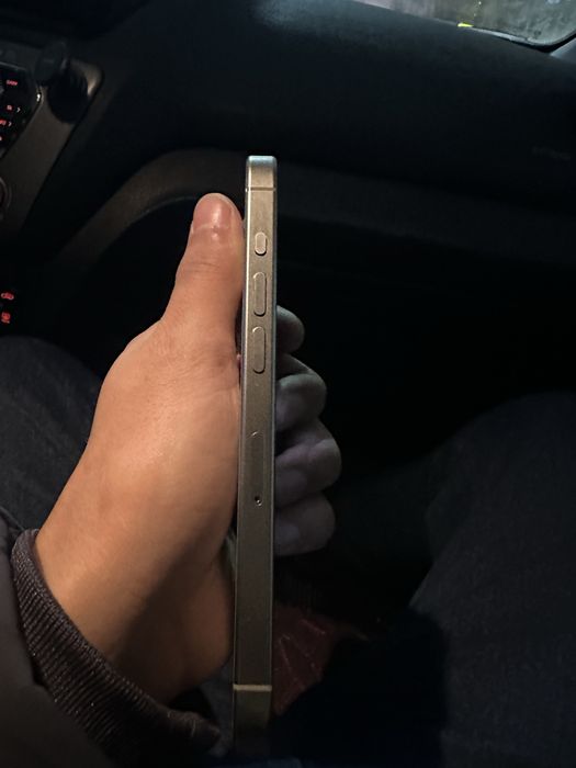 iPhone 15Pro 84% Акб, 128гб