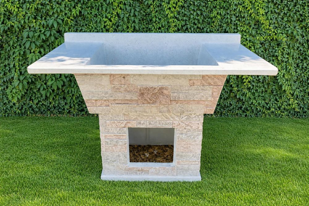 Уникални градински чешми– придайте стил на двора си