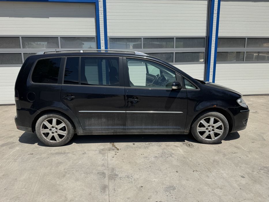 VW Touran 2.0TDI 170к.с. На части