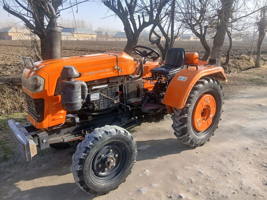 Choʻmgan 284 traktör