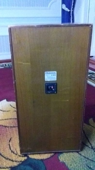 S 90 D HI FI RADIOTEHNIKA  калонка сотилади
