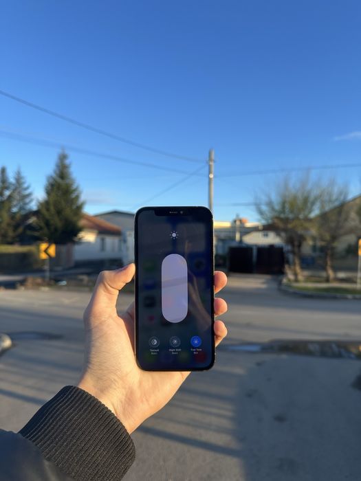 Продам срочно iPhone 12 Pro 256GB