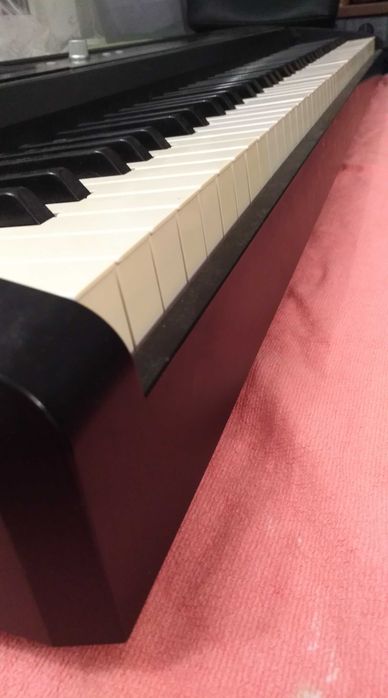 Vând schimb orga si pian profesional Korg SP 170 Deluxe Korg Pa3X Gem WK4 Yamaha A5000