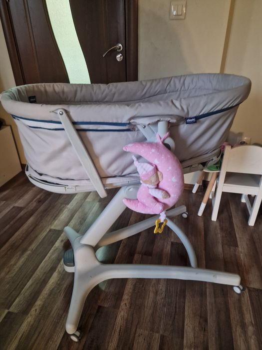 Chicco Baby Hug Air 4 in 1 - кошара, шезлонг, стол за хранене, първият