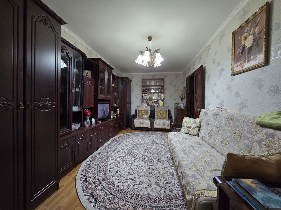 Продажа своя 2-комнатная. Евро-квартира военный городок