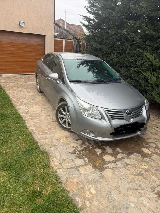 Toyota Avensis: Autoturism fiabil la preț  acceptabil