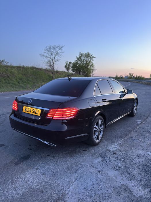 Mercedes E 220 automat