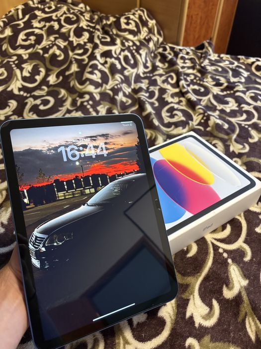 iPad 10th generation (PACHET)