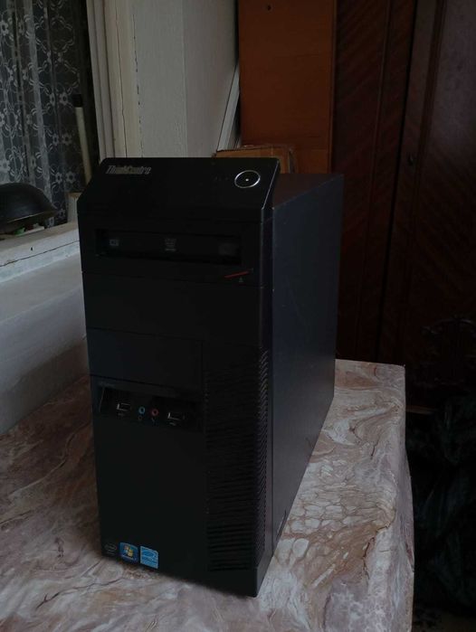 Calculator LENOVO ThinkCentre M82 Tower