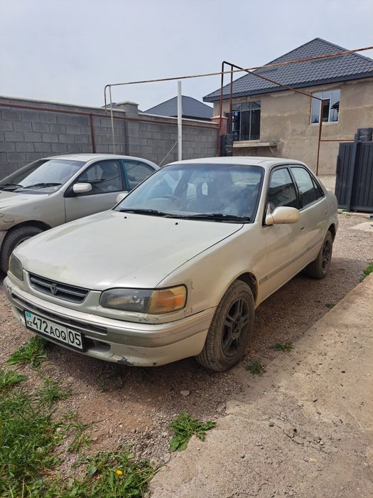 Продам автомобиль Тойота королла
