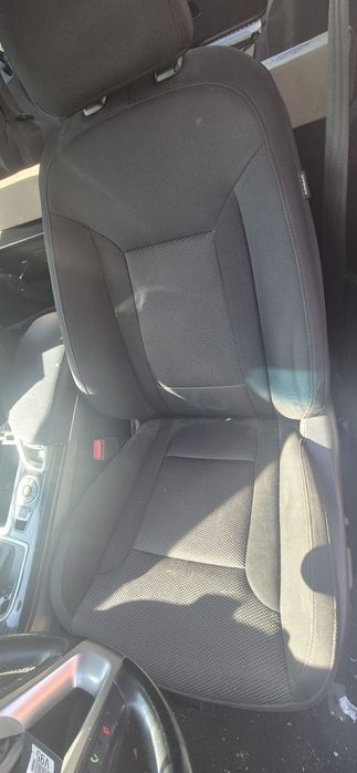 Fata usa hyundai i40 geam electric scaune incalzite interior buton