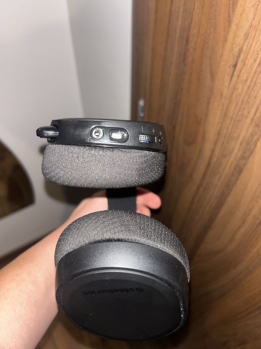 Casti SteelSeries Arctics 3