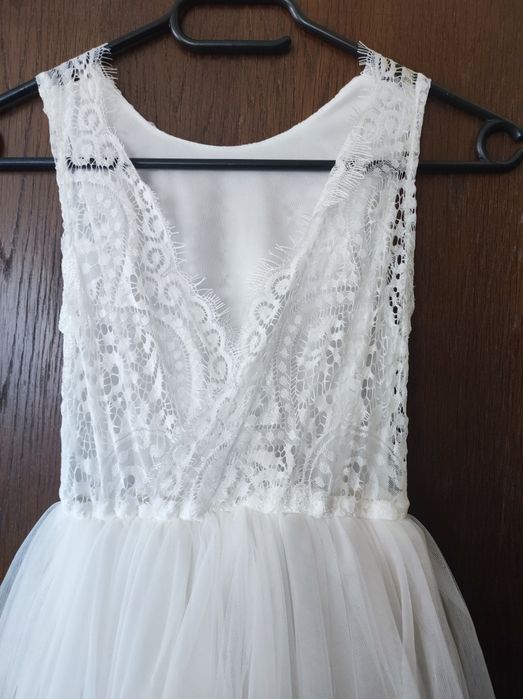 Прекрасна рокля за малки принцеси