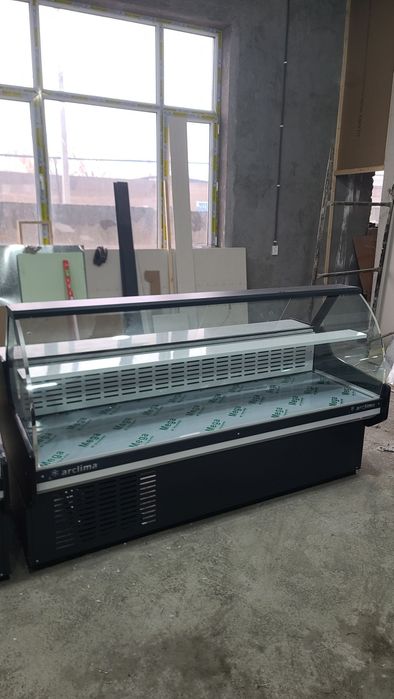 Витрина холодьлники