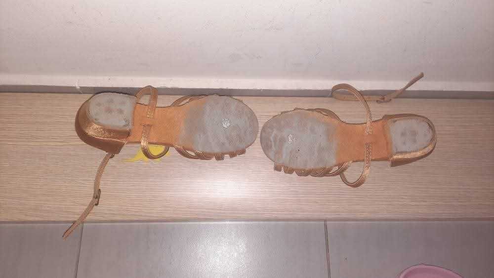 Детски обувки за спортни танци