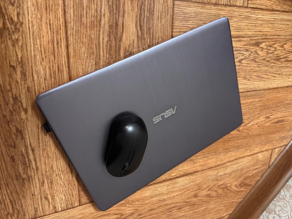 iPhone 15Pro & VivoBook Asus