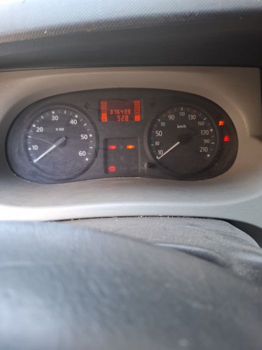 Vind renault trafic 8+1