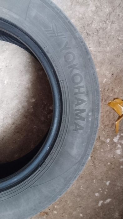 Продам шины на 16 215/60/16