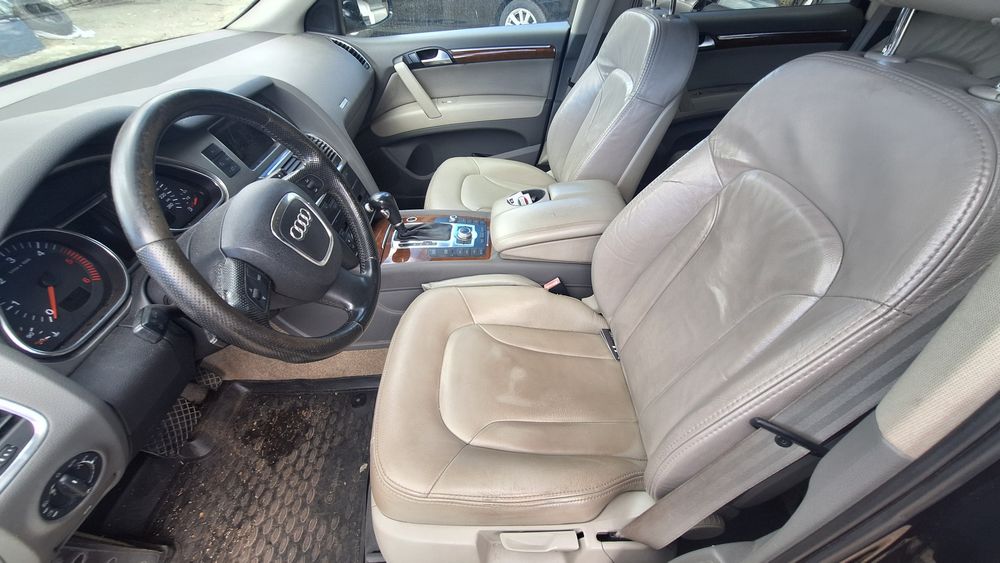 Audi Q7 3.0TDI 233кс на части