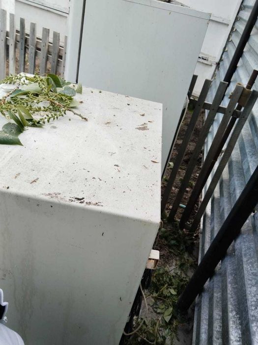 Холодильник на продажу не рабочии