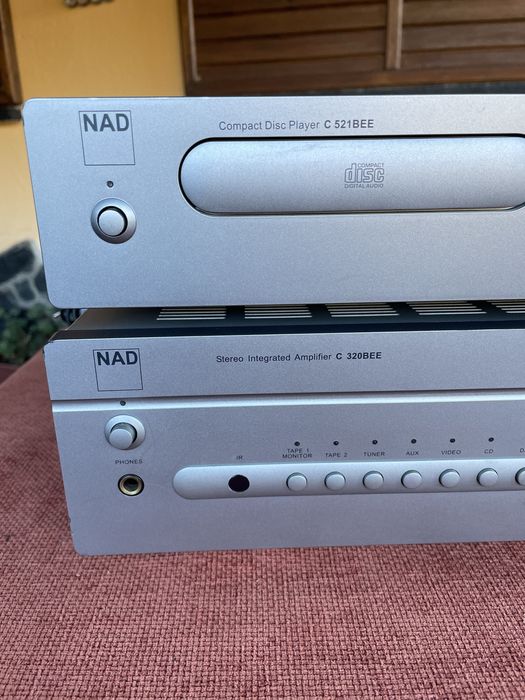 NAD усилвател C320BEE и CD плеар C521BEE