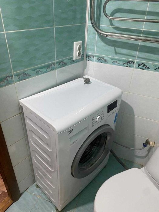 Продам 2 комнатную 8 мкр