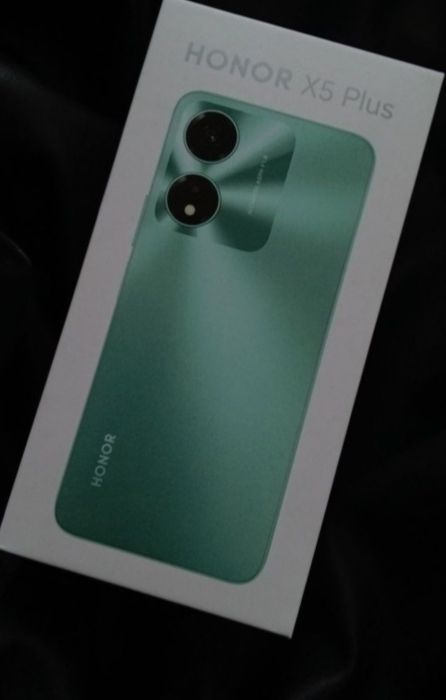 Продам Honor x 5 plus