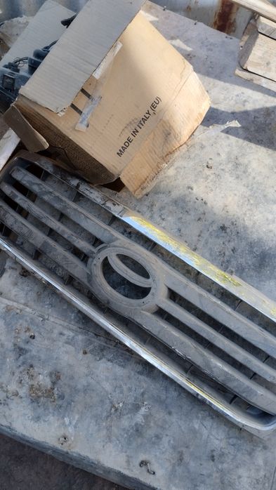 Продам решётки радиатора