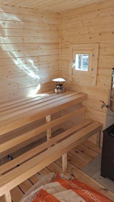 Продам баню размером 2.4х4 м