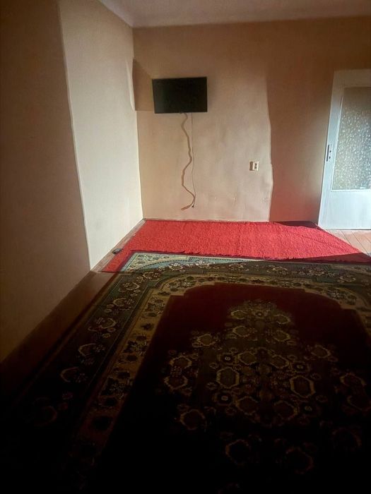 TERMIZ UY IJARAGA BERILADI 3 xonali mashxura kilinikasini olidida