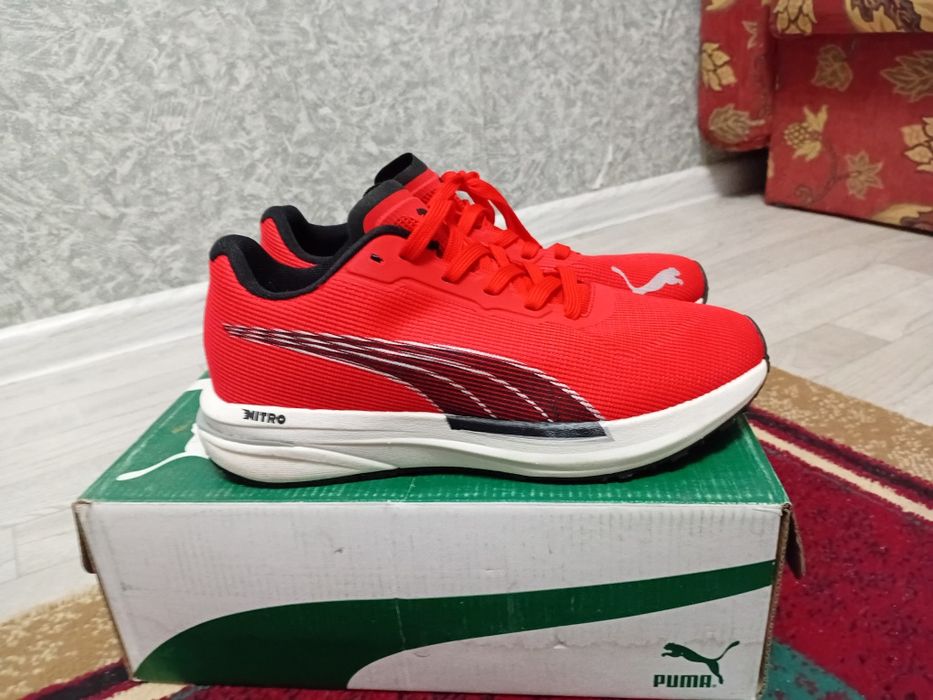 Кроссовки размер40