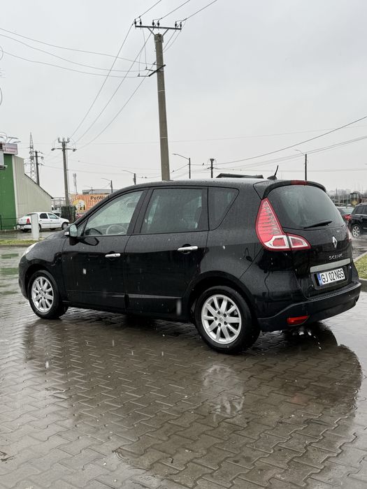 Renault Scenic 3 2011 1.4 BENZINA + GPL