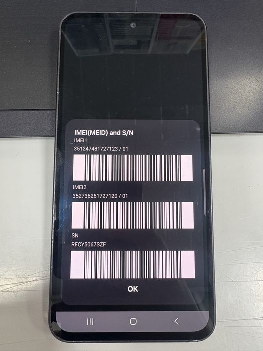 Samsung A36 5G с каробкам